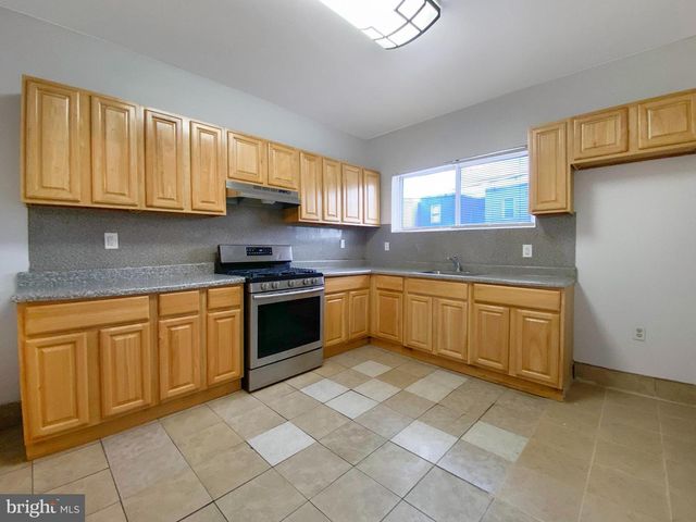 5726 FLORENCE AVE, Philadelphia, PA 19143