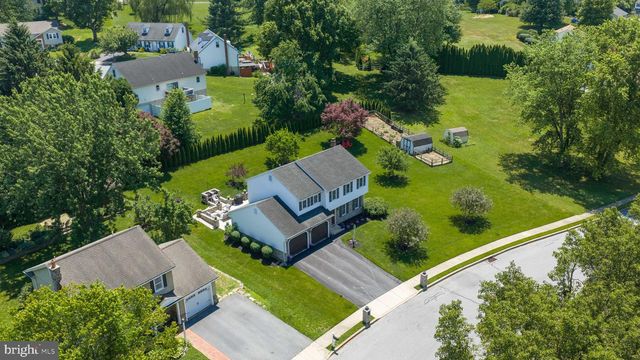 1708 WHITE WATER RD, Lancaster, PA 17603