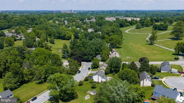 1708 WHITE WATER RD, Lancaster, PA 17603