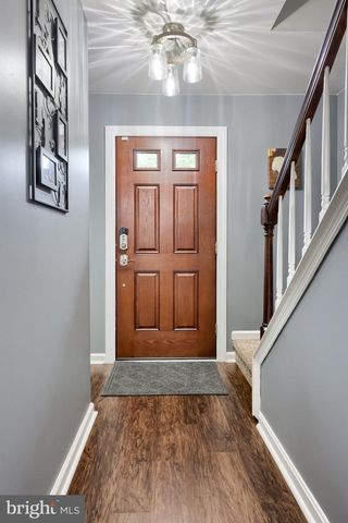 1708 WHITE WATER RD, Lancaster, PA 17603