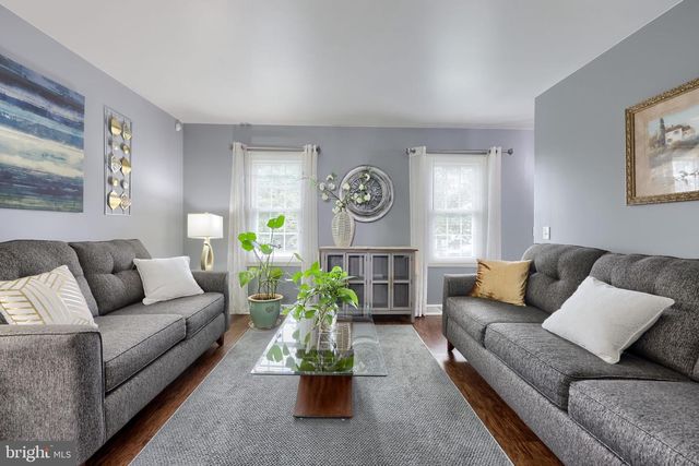 1708 WHITE WATER RD, Lancaster, PA 17603
