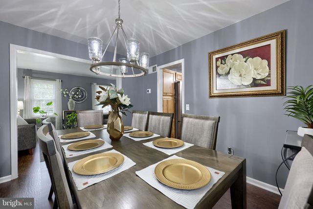 1708 WHITE WATER RD, Lancaster, PA 17603