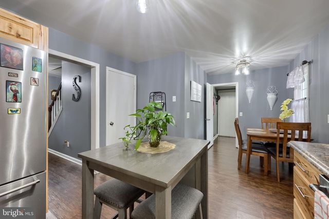 1708 WHITE WATER RD, Lancaster, PA 17603