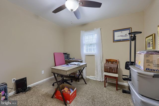 1708 WHITE WATER RD, Lancaster, PA 17603