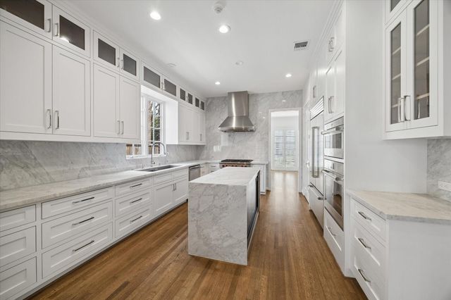 6130 Annapolis Street, Houston, TX 77005