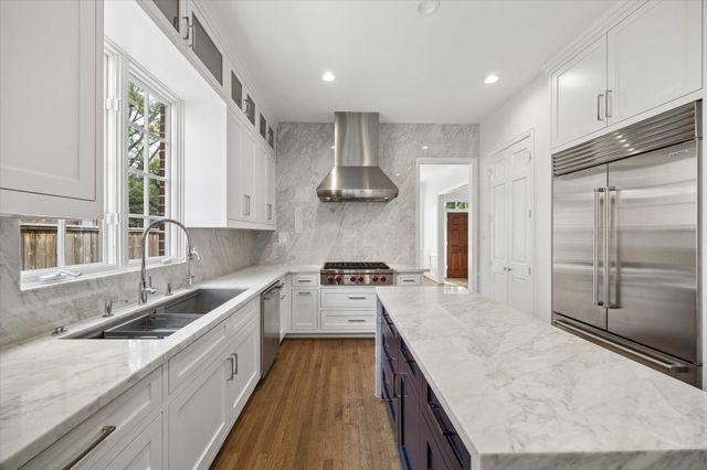 6130 Annapolis Street, Houston, TX 77005