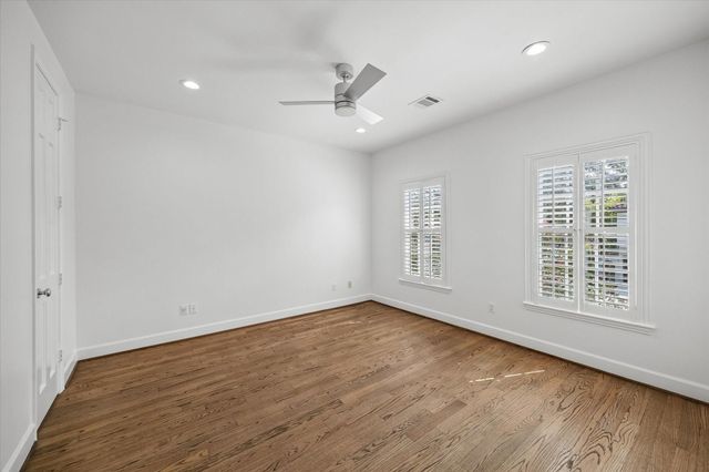 6130 Annapolis Street, Houston, TX 77005