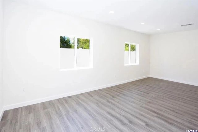 7521 Milwood Avenue, Canoga Park, CA 91303