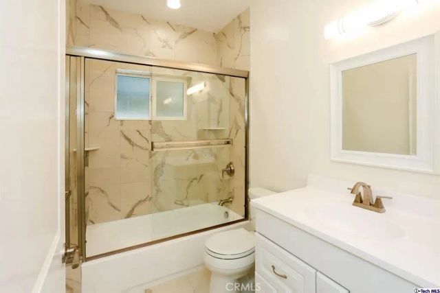 7521 Milwood Avenue, Canoga Park, CA 91303