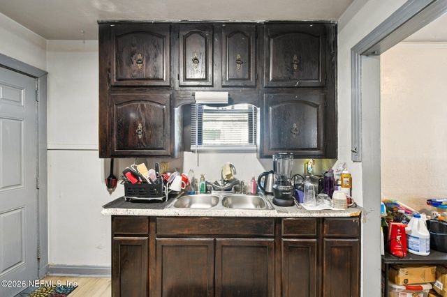 395 DURAY Court, Jacksonville, FL 32208