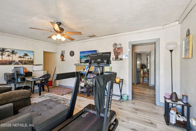 395 DURAY Court, Jacksonville, FL 32208