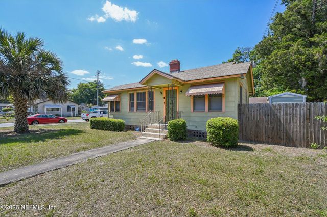 395 DURAY Court, Jacksonville, FL 32208