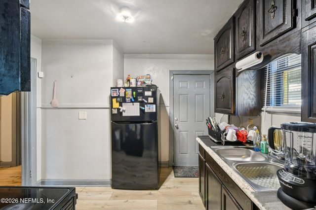 395 DURAY Court, Jacksonville, FL 32208