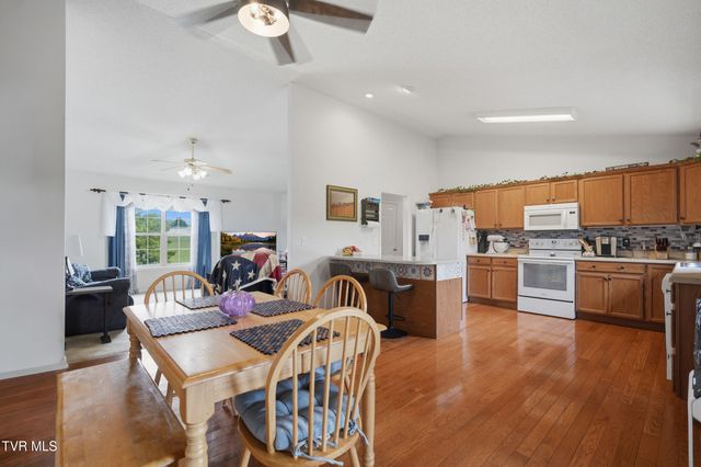 315 Old Embreeville Road, Jonesborough, TN 37659