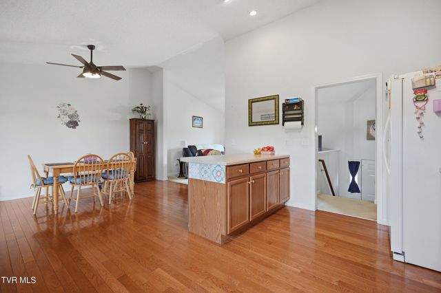 315 Old Embreeville Road, Jonesborough, TN 37659