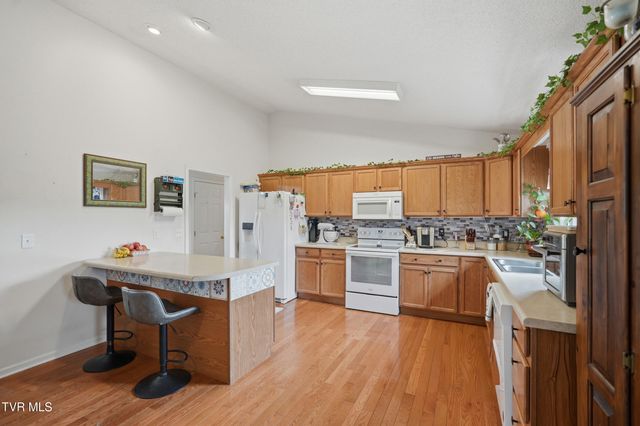 315 Old Embreeville Road, Jonesborough, TN 37659