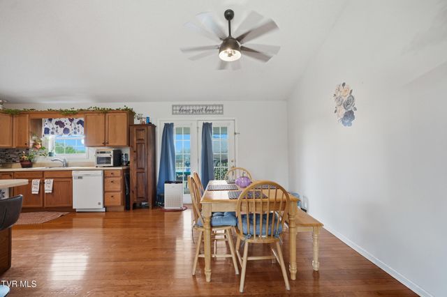 315 Old Embreeville Road, Jonesborough, TN 37659