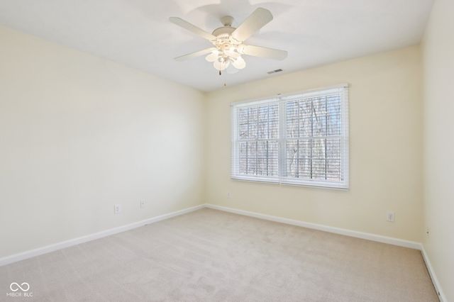 9402 Greenthread Lane, Zionsville, IN 46077