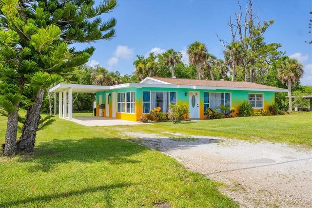 156 MYAKKA DRIVE, Venice, FL 34293