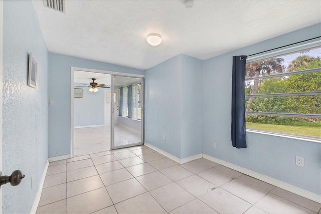 156 MYAKKA DRIVE, Venice, FL 34293