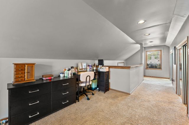 125 N Wisconsin Street, Hobart, IN 46342