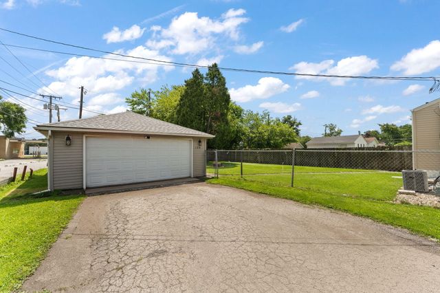 125 N Wisconsin Street, Hobart, IN 46342