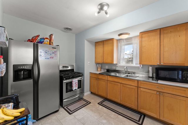 125 N Wisconsin Street, Hobart, IN 46342