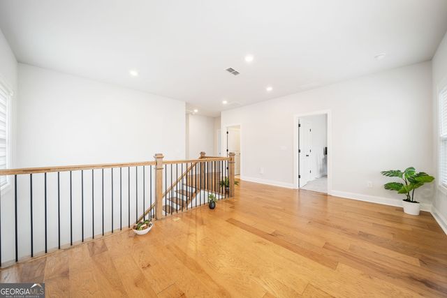 4469 Burton Bend Way, Buford, GA 30518