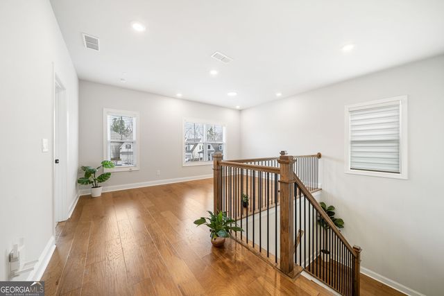 4469 Burton Bend Way, Buford, GA 30518