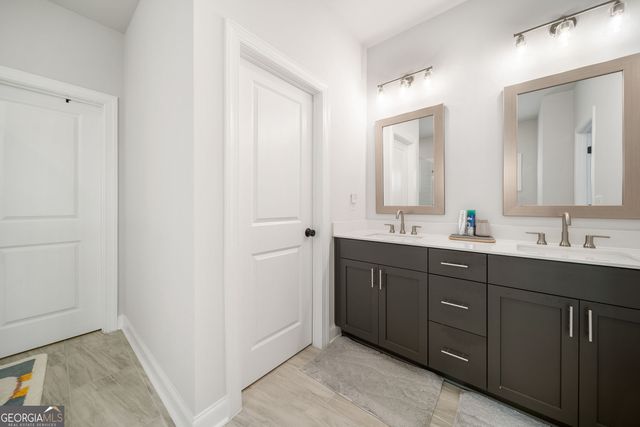 4469 Burton Bend Way, Buford, GA 30518