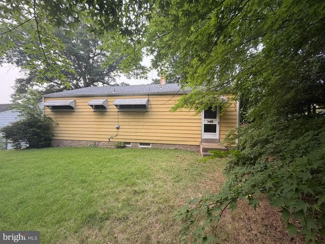 210 FERN AVE, Willow Grove, PA 19090