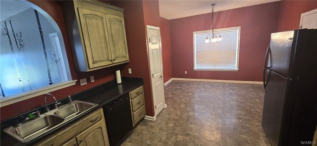 2124 Stardust, Tuscaloosa, AL 35405