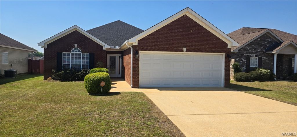 2124 Stardust, Tuscaloosa, AL 35405