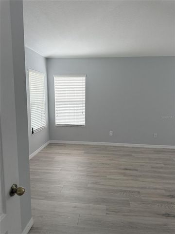 18405 KENTISBURY COURT, Land O Lakes, FL 34638