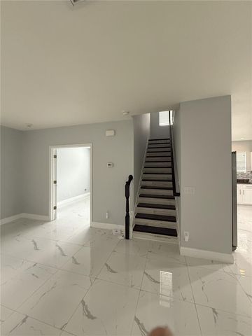 18405 KENTISBURY COURT, Land O Lakes, FL 34638