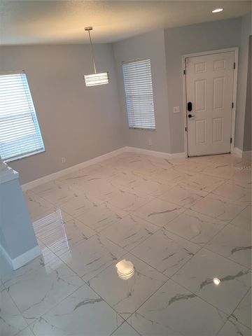 18405 KENTISBURY COURT, Land O Lakes, FL 34638