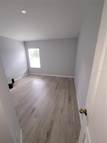 18405 KENTISBURY COURT, Land O Lakes, FL 34638