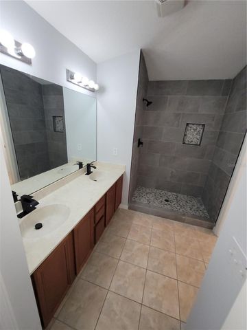18405 KENTISBURY COURT, Land O Lakes, FL 34638