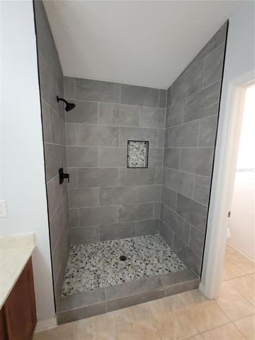 18405 KENTISBURY COURT, Land O Lakes, FL 34638