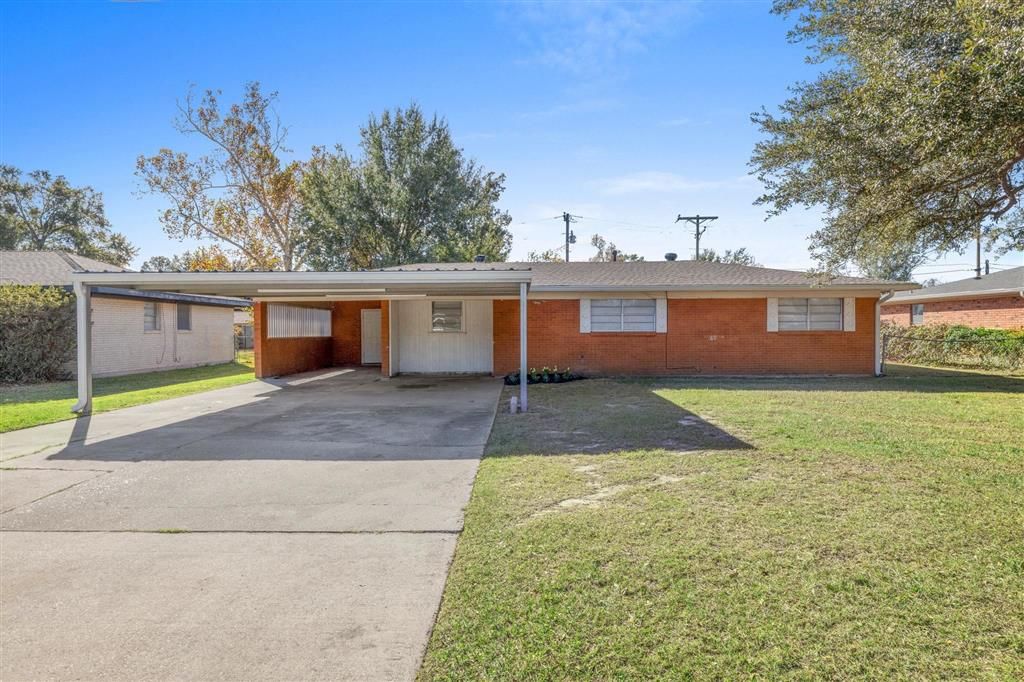 1921 Anderson Avenue, Westlake, LA 70669