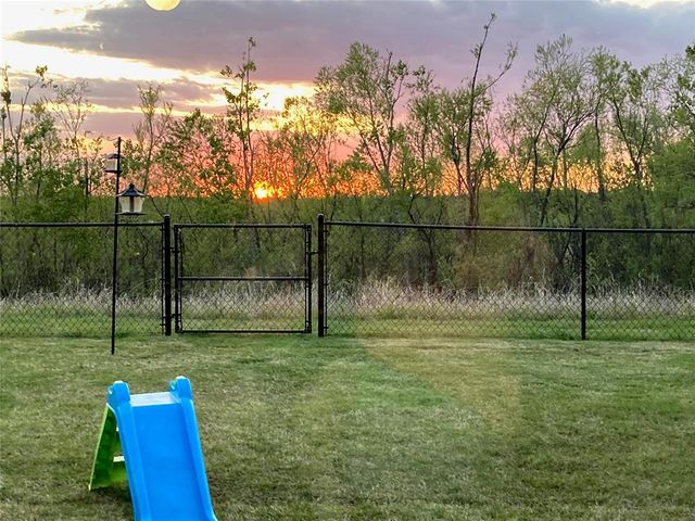 14205 Athens Lane, Yukon, OK 73099