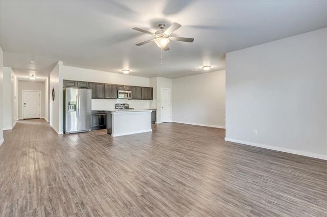 14205 Athens Lane, Yukon, OK 73099