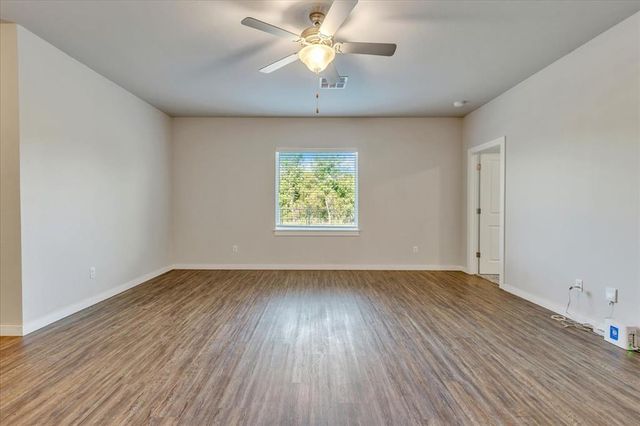 14205 Athens Lane, Yukon, OK 73099