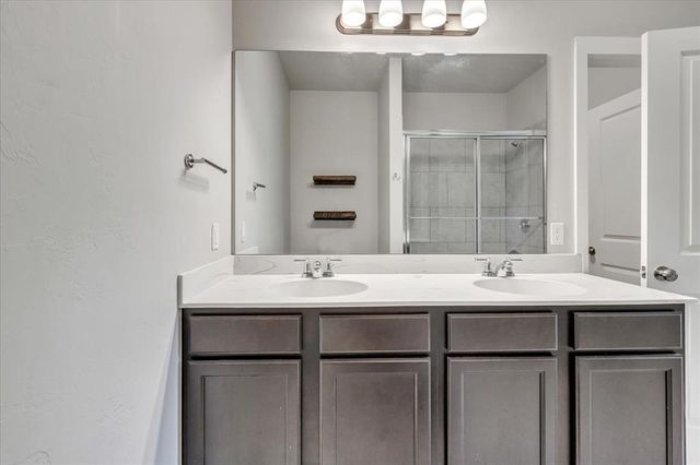 14205 Athens Lane, Yukon, OK 73099