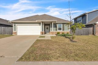 14205 Athens Lane, Yukon, OK 73099