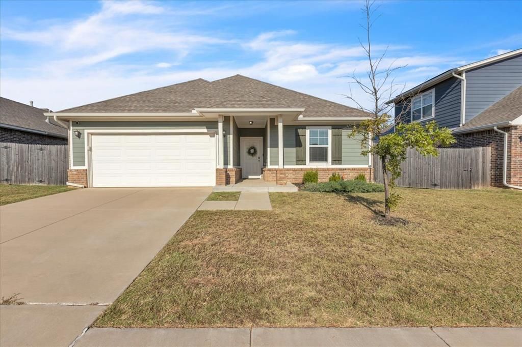 14205 Athens Lane, Yukon, OK 73099