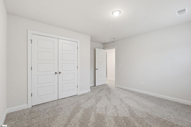 817 Elgon Walk Drive, Fountain Inn, SC 29644