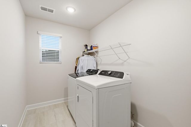 817 Elgon Walk Drive, Fountain Inn, SC 29644