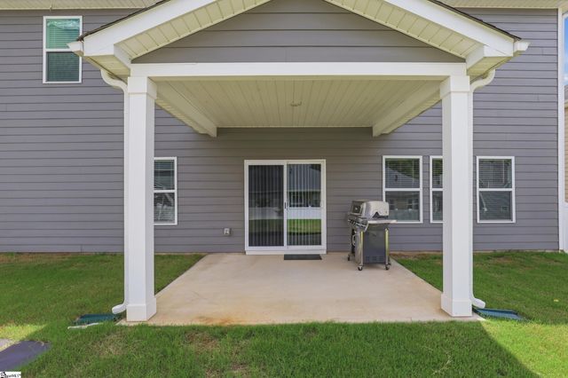 817 Elgon Walk Drive, Fountain Inn, SC 29644