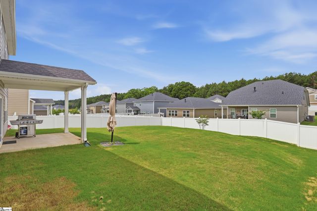 817 Elgon Walk Drive, Fountain Inn, SC 29644